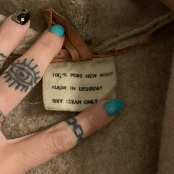 Afghan coat - Picture 8 of 13